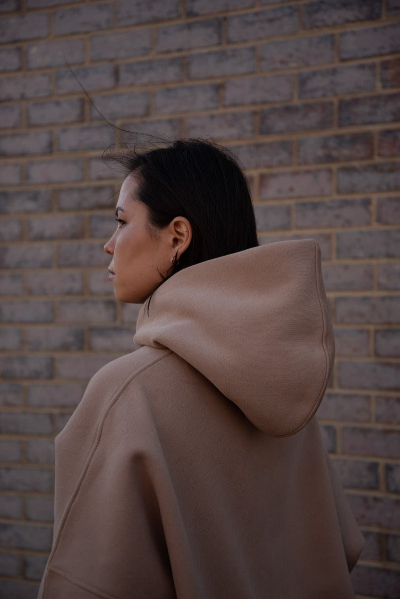 sweatshirt with a hood oversized